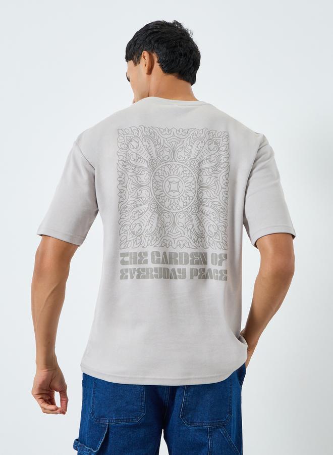 Styli Men Grey Graphic Print Oversized Crew Neck T-Shirt - Image 4